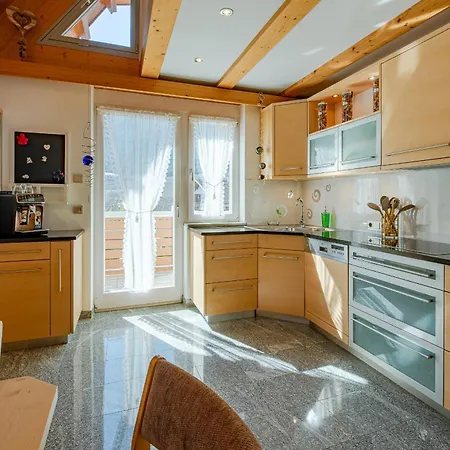 Penthouse Jasmin